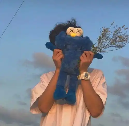 女生也可以用的男生头像
