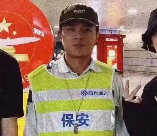 澄清一下法老真的没有打过psy.p
