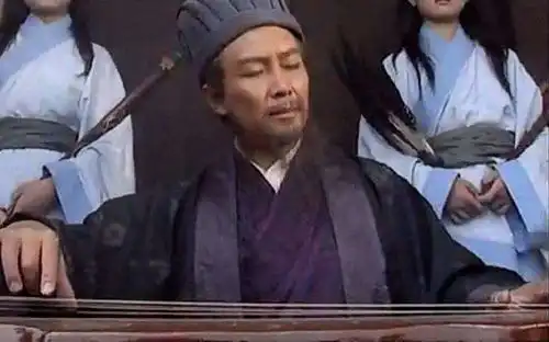 正史中的刘备能力到底如何专家绝不比曹操孙权弱
