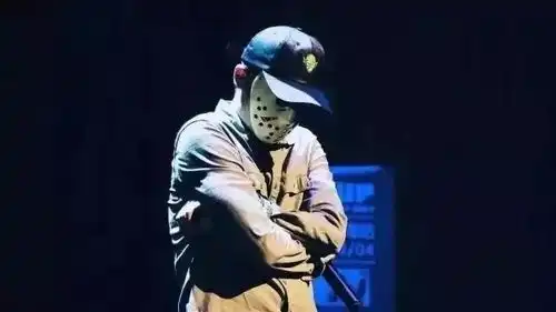 玩沙雕人设的法老最近被骂惨了,能帮他力挽狂澜的只有一个人,孙权又把他找来了
