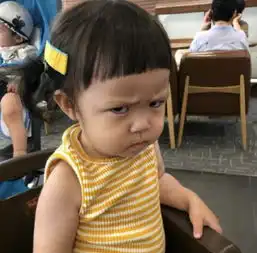 看完这个行走的表情包,我也想生个同款女儿
