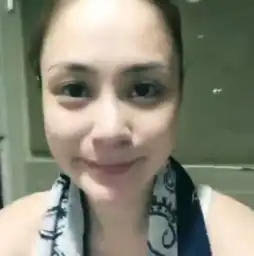 阿娇运动后晒自拍可网友都在关注她的胸
