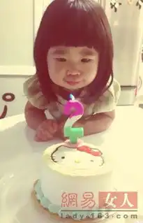 曹格女儿小甜馨盘点很丑却很萌的星二代图
