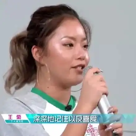 用了这些表情包,高考作文加5分
