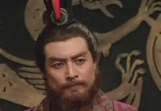 孙权为何称帝后只追封孙坚为皇帝,无视孙策
