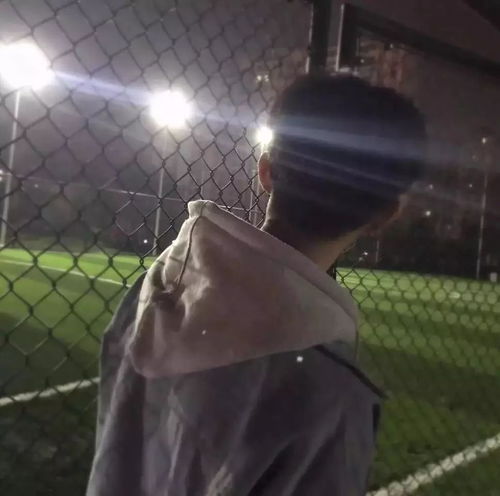 男生头像你也是我不后悔遇见的人
