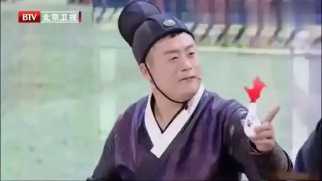 宋晓峰小品皇家保安包袱不断,台下掌声不断
