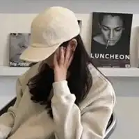 qq女生头像戴帽子的
