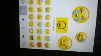 哪些美图软件好用,有一种好像里面有那种qq表情贴纸的,拜托了各位

