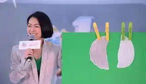 小s风波中豪放依旧大风天发抖秀风骚美腿
