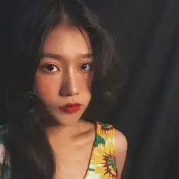长发女生头像侧脸漂亮气质长发女生霸气范
