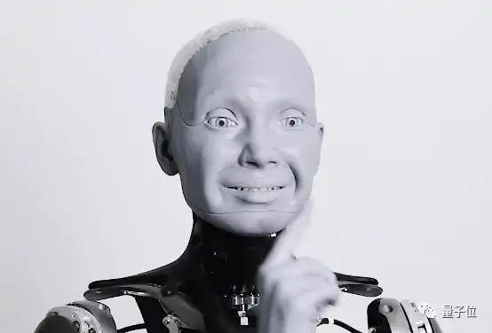 这个机器人一个表情,看过的人不寒而栗
