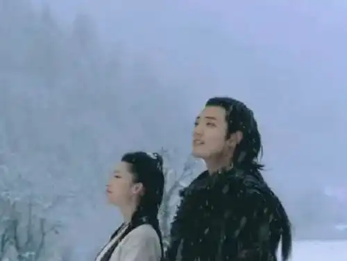 狼殿下导演首谈肖战,称其年龄大但努力,疾冲一开始没定他
